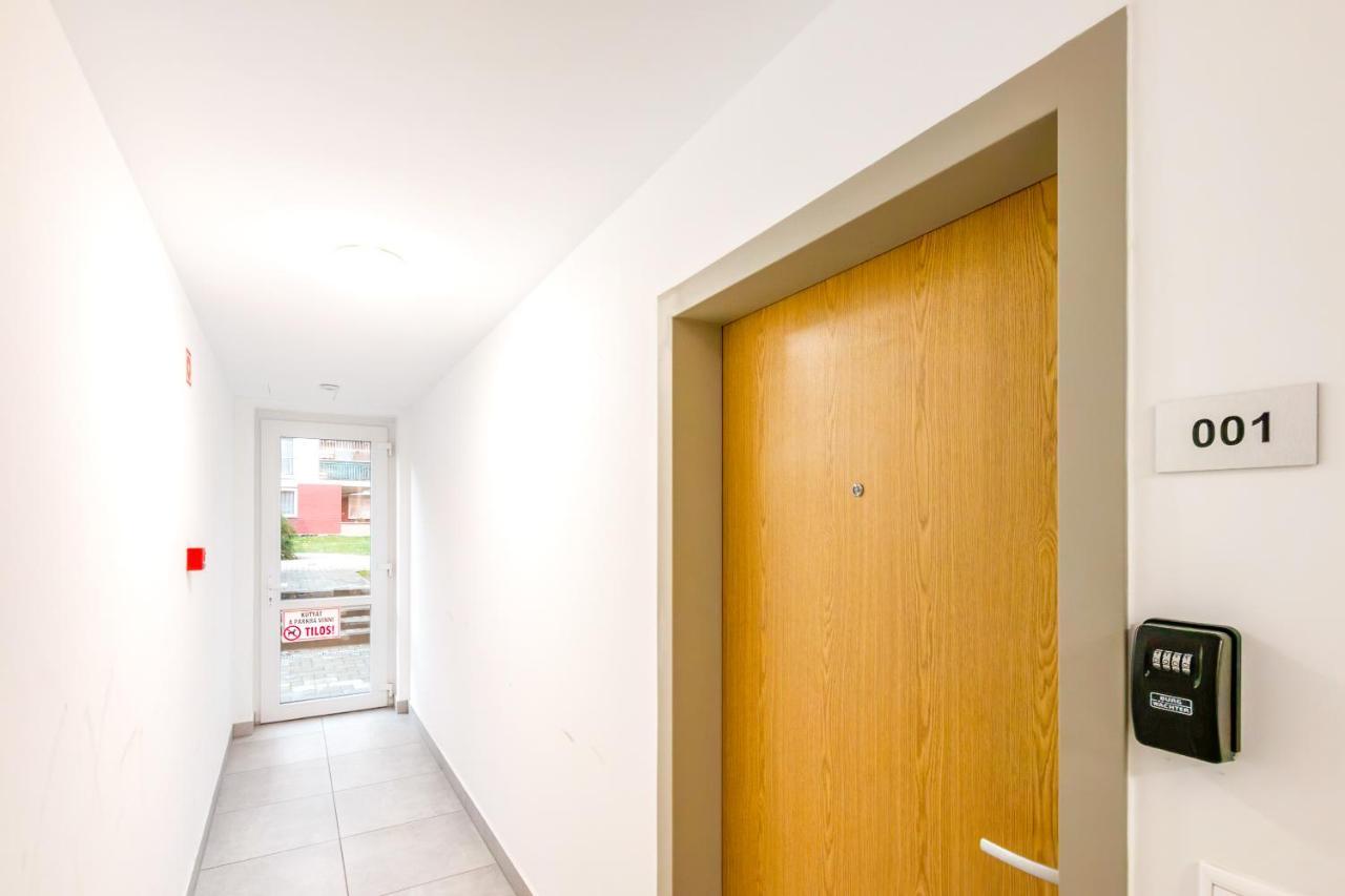 Apartment Tranquil With Free Parking And Garden Connection In The Downtown *